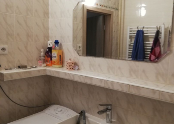 Areté real- Výmena slnečného 2 i.bytu v centre Senca s loggiou, výťah.