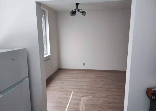 Areté real-Pripravujeme-Predaj slnečného 3izb.bytu po kompletnej rekonštrukcii s loggiou, murovanou pivnicou, miesto plné zelene