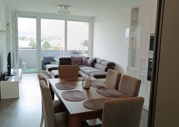 ARETÉ REAL-PRENÁJOM 4 IZ.BYTU V NOVOSTAVBE, VLASTNÉ PARKOVACIE MIESTO,PIVNICA,LOGGIA