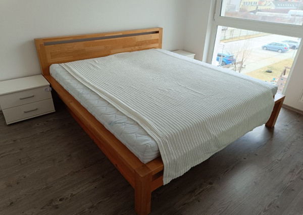 ARETÉ REAL-PRENÁJOM 4 IZ.BYTU V NOVOSTAVBE, VLASTNÉ PARKOVACIE MIESTO,PIVNICA,LOGGIA