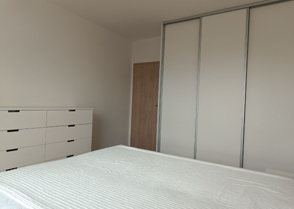 ARETÉ REAL-PRENÁJOM 4 IZ.BYTU V NOVOSTAVBE, VLASTNÉ PARKOVACIE MIESTO,PIVNICA,LOGGIA