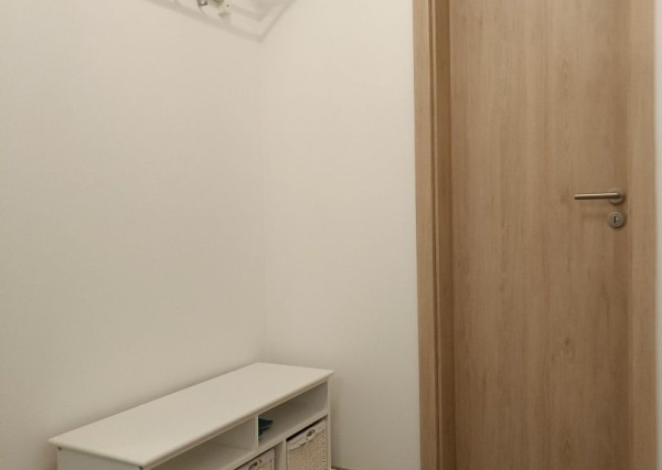 ARETÉ REAL-PRENÁJOM 4 IZ.BYTU V NOVOSTAVBE, VLASTNÉ PARKOVACIE MIESTO,PIVNICA,LOGGIA