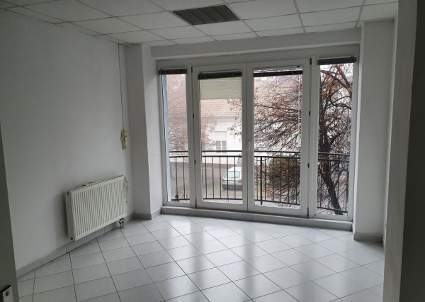 Areté real-Kancelárske priestory v srdci Senca na pešej zóne