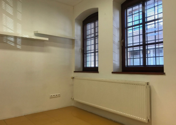 ARETÉ REAL - PRENÁJOM KOMERČNÉHO PRIESTORU NA SKRÁŠLOVACIE ÚČELY V CENTRE PEZINKA, M.R. ŠTEFÁNIKA