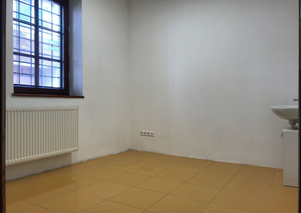 ARETÉ REAL - PRENÁJOM KOMERČNÉHO PRIESTORU NA SKRÁŠLOVACIE ÚČELY V CENTRE PEZINKA, M.R. ŠTEFÁNIKA