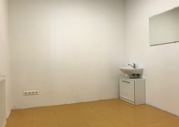 ARETÉ REAL - PRENÁJOM KOMERČNÉHO PRIESTORU NA SKRÁŠLOVACIE ÚČELY V CENTRE PEZINKA, M.R. ŠTEFÁNIKA