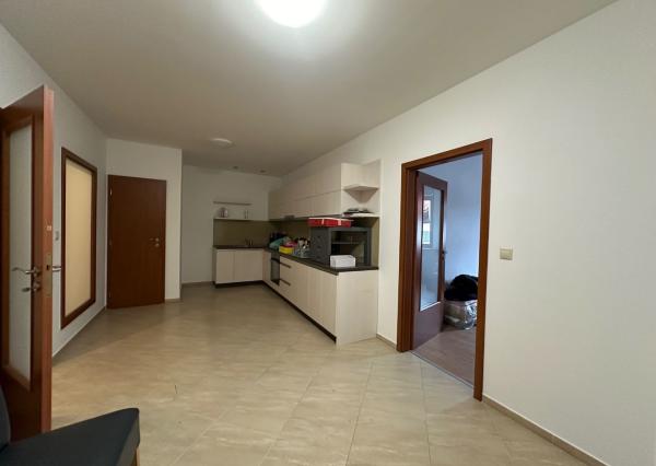 ARETÉ REAL – PRENÁJOM PRIESTRANNEJ 105 m2 NOVOSTAVBY 3-IZBOVÉHO BYTU S PARKOVACÍM STÁTÍM, MODRA, ŠTÚROVA