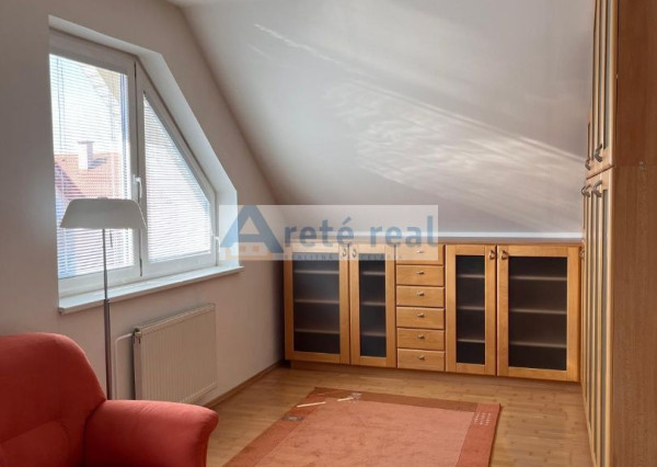 ARETÉ REAL - Predaj 4-izbového rodinného domu vo výbornom stave