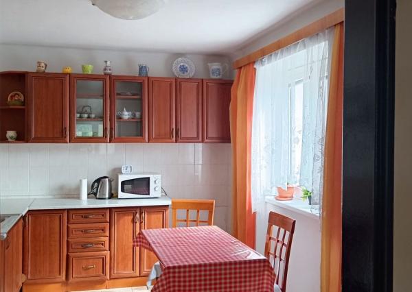 ARETÉ REAL - REZERVOVANÉ! PREDAJ ZAUJÍMAVÉHO 2-IZ.BYTU V CENTRE MESTA PEZINKA, TEHLOVÝ,PIVNICA