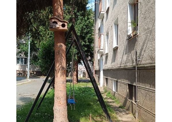 ARETÉ REAL - REZERVOVANÉ! PREDAJ ZAUJÍMAVÉHO 2-IZ.BYTU V CENTRE MESTA PEZINKA, TEHLOVÝ,PIVNICA