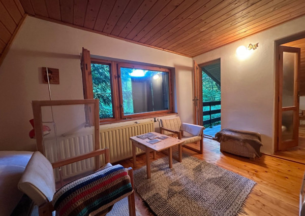 ARETÉ REAL – PREDAJ REKREAČNEJ CHATY PRI TRNIANSKOM POTOKU, PEZINOK, KUČIŠDORFSKÁ DOLINA