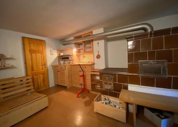 ARETÉ REAL – PREDAJ REKREAČNEJ CHATY PRI TRNIANSKOM POTOKU, PEZINOK, KUČIŠDORFSKÁ DOLINA