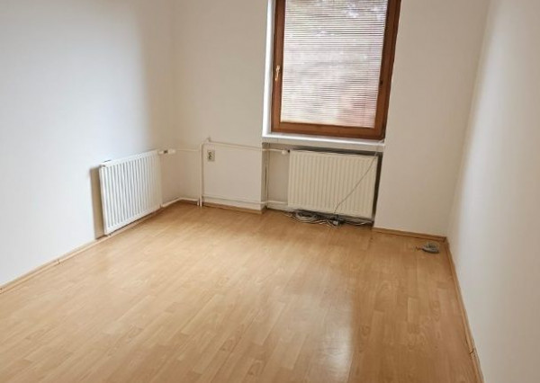 ARETÉ REAL- Predaj 4 izbového rodinného domu vo Svätom Jure, parkovacie miesto, záhrada, kúpou voľný