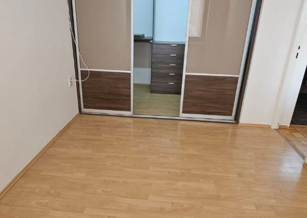 ARETÉ REAL- Predaj 4 izbového rodinného domu vo Svätom Jure, parkovacie miesto, záhrada, kúpou voľný