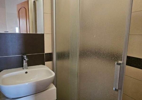 ARETÉ REAL- Predaj 4 izbového rodinného domu vo Svätom Jure, parkovacie miesto, záhrada, kúpou voľný