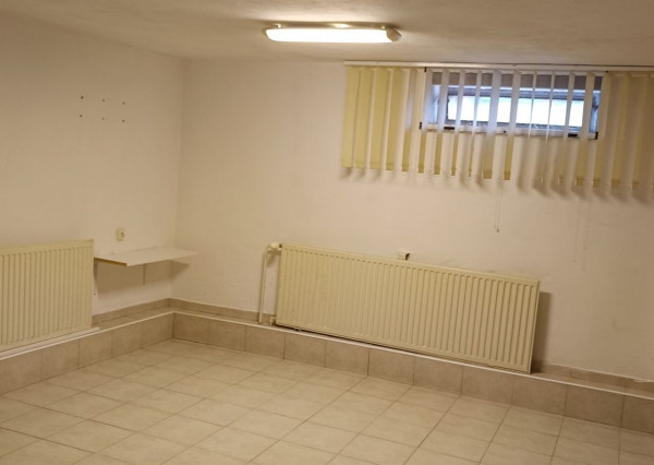 ARETÉ REAL- Predaj 4 izbového rodinného domu vo Svätom Jure, parkovacie miesto, záhrada, kúpou voľný