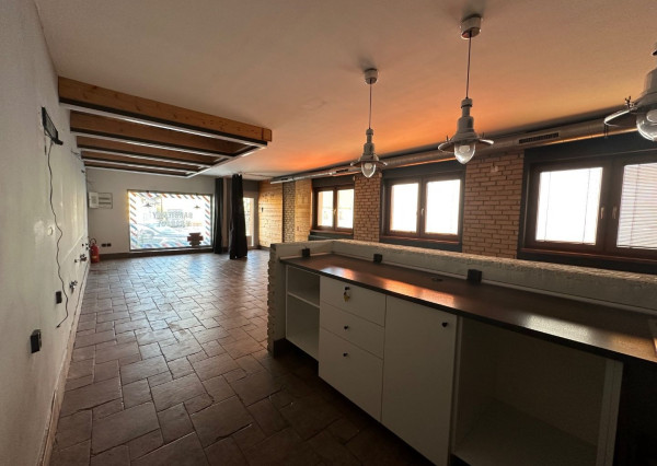 ARETÉ REAL – PREDAJ KOMERČNEJ BUDOVY V CENTRE MESTA, PEZINOK, HRNČIARSKA
