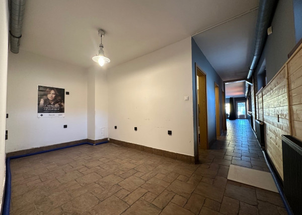 ARETÉ REAL – PREDAJ KOMERČNEJ BUDOVY V CENTRE MESTA, PEZINOK, HRNČIARSKA