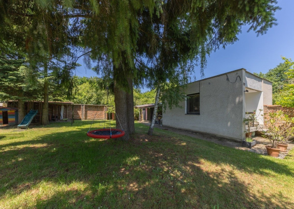 ARETÉ REAL – PREDAJ 4 -IZBOVÉHO RODINNÉHO DOMU S MNOHÝM PRÍSLUŠENSTVOM, BUDMERICE, PODHÁJSKA