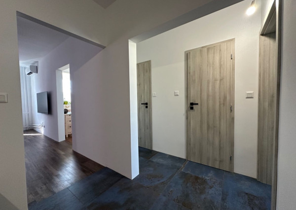 ARETÉ REAL – PRIESTRANNÝ KLIMATIZOVANÝ 3-IZBOVÝ BYT S LODŽIOU, PEZINOK, LACA NOVOMESKÉHO