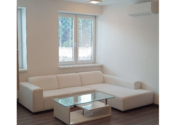 ARETÉ REAL - PREDAJ TEHLOVÉHO, SLNEČNÉHO 2-IZ.BYTU S VEĽKORYSOU VÝMEROU,CENTRUM MESTA PEZINOK