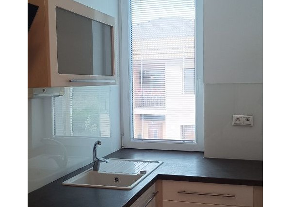 ARETÉ REAL - PREDAJ TEHLOVÉHO, SLNEČNÉHO 2-IZ.BYTU S VEĽKORYSOU VÝMEROU,CENTRUM MESTA PEZINOK