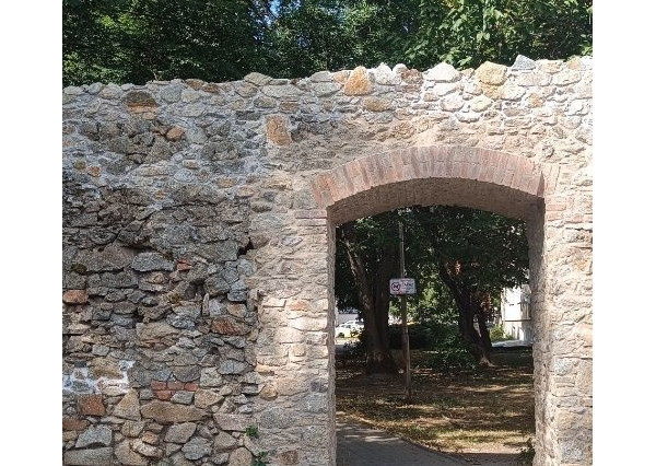 ARETÉ REAL - PREDAJ TEHLOVÉHO, SLNEČNÉHO 2-IZ.BYTU S VEĽKORYSOU VÝMEROU,CENTRUM MESTA PEZINOK