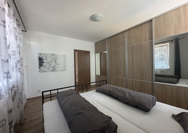 ARETÉ REAL – PRENÁJOM ZARIADENÉHO BYTU SO ZARIADENOU ZÁHRADOU A BAZÉNOM, PARKOVANÍM, PEZINOK, ŠTEBERLOVA