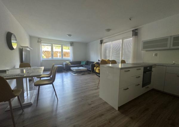ARETÉ REAL – PRENÁJOM ZARIADENÉHO BYTU SO ZARIADENOU ZÁHRADOU A BAZÉNOM, PARKOVANÍM, PEZINOK, ŠTEBERLOVA