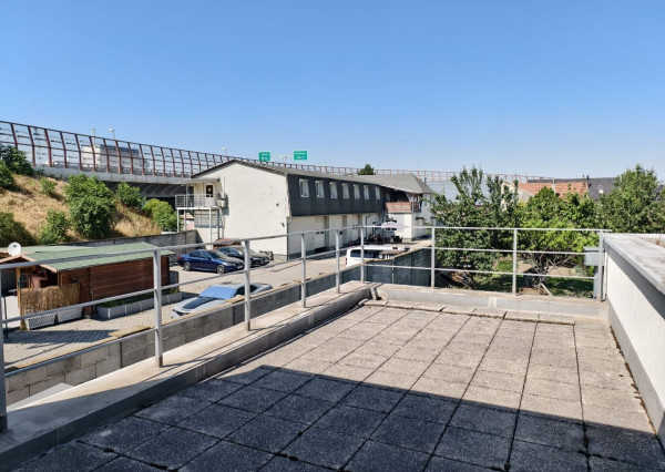 Areté real - Prenájom dvojpodlažného rodinného domu s profesionálnym nahrávacím štúdiom, ul. Hrachová, Bratislava