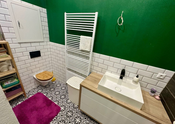 ARETÉ REAL - PREDAJ 3-IZBOVÉHO BYTU S TERASOU. ZÁHRADKOU A PARKOVACÍM STÁTÍM V NOVOSTAVBE SEVERKA, PEZINOK, SUVOROVOVA