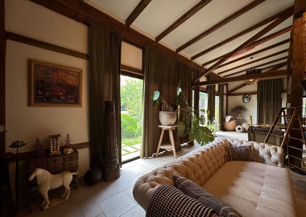 ARETÉ REAL – PREDAJ POLYFUNKČNEJ BUDOVY SO SKLADOVOU HALOU V CENTRE PEZINKA, JESENSKÉHO