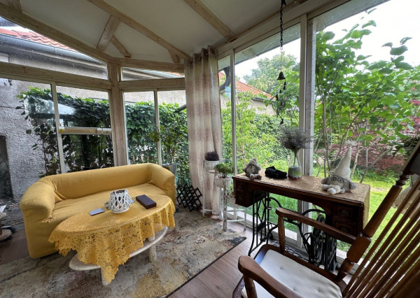 ARETÉ REAL – PREDAJ POLYFUNKČNEJ BUDOVY SO SKLADOVOU HALOU V CENTRE PEZINKA, JESENSKÉHO