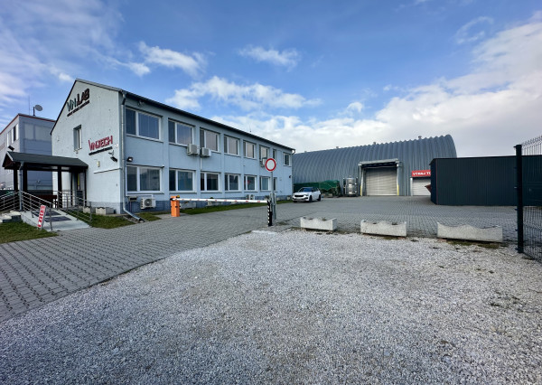 ARETÉ REAL – PREDAJ OBCHODNÉHO AREÁLU SO SKLADOVOU HALOU, BUDOVOU OBCHODU A SLUŽIEB A VONKAJŠÍM SKLADOM