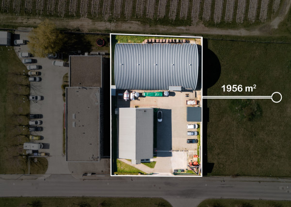 ARETÉ REAL – PREDAJ OBCHODNÉHO AREÁLU SO SKLADOVOU HALOU, BUDOVOU OBCHODU A SLUŽIEB A VONKAJŠÍM SKLADOM