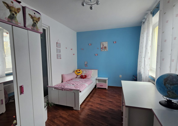 Arete real- Prenájom veľmi pekného 2,5-izbového bytu v Pezinku, sídl. Muškát