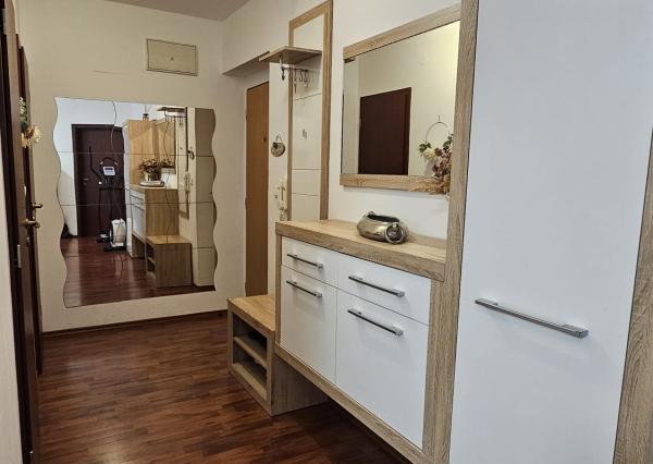 Arete real- Prenájom veľmi pekného 2,5-izbového bytu v Pezinku, sídl. Muškát