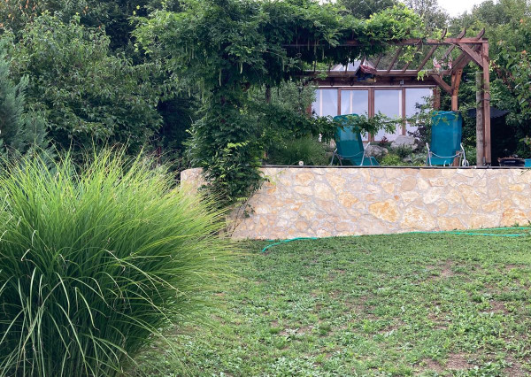 Areté real - Predaj nádhernej chaty s príjemnou atmosférou v krásnom prostredí pod lesom, s panoramatickým výhľadom, Bratislava III