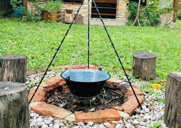 Areté real - Predaj nádhernej chaty s príjemnou atmosférou v krásnom prostredí pod lesom, s panoramatickým výhľadom, Bratislava III