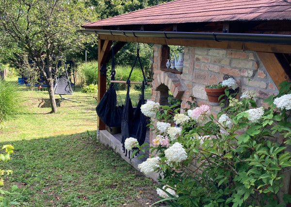 Areté real - Predaj nádhernej chaty s príjemnou atmosférou v krásnom prostredí pod lesom, s panoramatickým výhľadom, Bratislava III