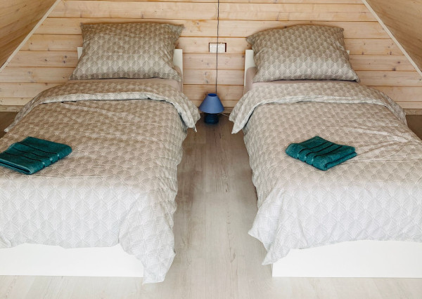 Areté real - Predaj nádhernej chaty s príjemnou atmosférou v krásnom prostredí pod lesom, s panoramatickým výhľadom, Bratislava III