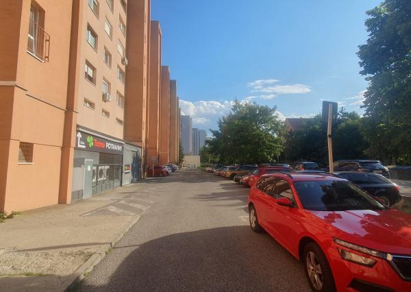 Areté real- prenájom 3-izbový priestranný byt na Severe.