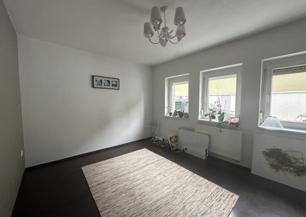 ARETÉ REAL - PREDAJ NOVOSTAVBY PRIESTRANNÉHO RODINNÉHO DOMU S DVOJGARÁŽOU, KAPLNA