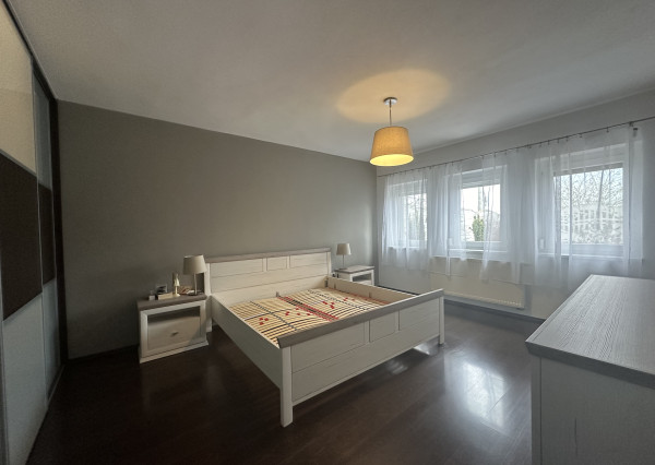 ARETÉ REAL - PREDAJ NOVOSTAVBY PRIESTRANNÉHO RODINNÉHO DOMU S DVOJGARÁŽOU, KAPLNA