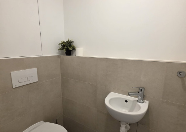 Areté real - Prenájom veľmi pekného 3-izbového bytu s možnosťou prenájmu vyhradeného parkovacieho miesta, Ovocné sady, Bratislava II