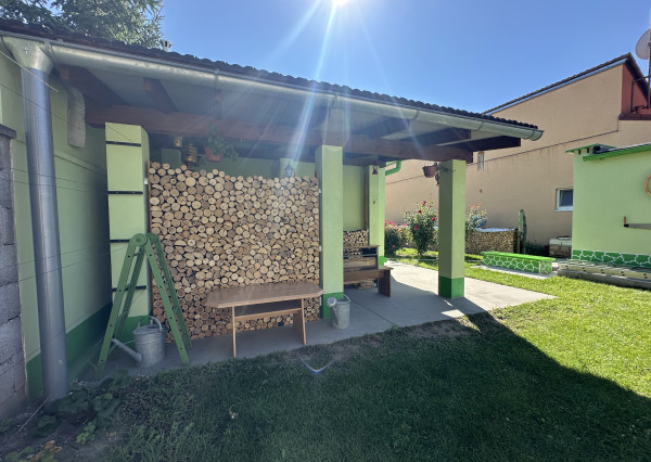 ARETÉ REAL – KÚSOK ROMANTICKÉHO VIDIEKA V CENTRE MESTA, PEZINOK, KALINČIAKOVA