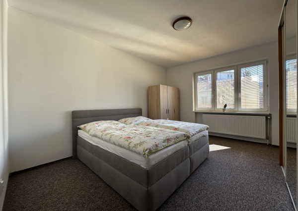 ARETÉ REAL – KÚSOK ROMANTICKÉHO VIDIEKA V CENTRE MESTA, PEZINOK, KALINČIAKOVA