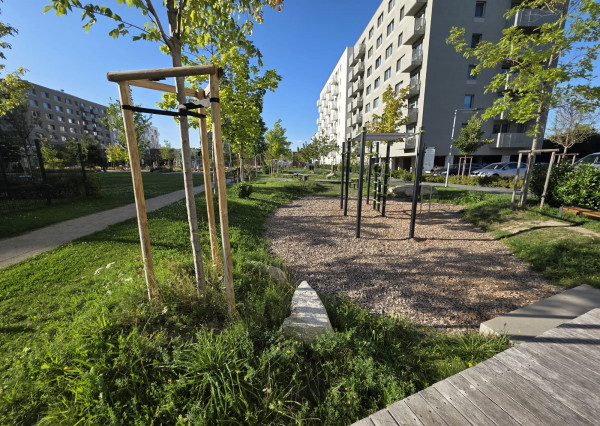 Areté real - Prenájom veľmi pekného 3-izbového bytu s možnosťou prenájmu vyhradeného parkovacieho miesta, Ovocné sady, Bratislava II