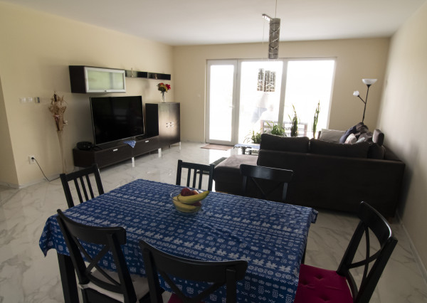 Areté real- Predaj priestranného bungalovu v Sloven. Grobe