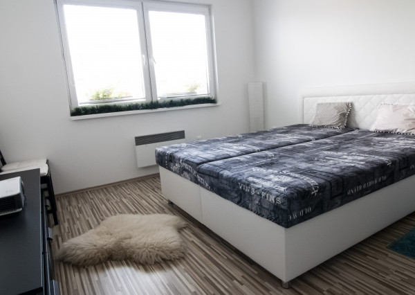 Areté real- Predaj priestranného bungalovu v Sloven. Grobe